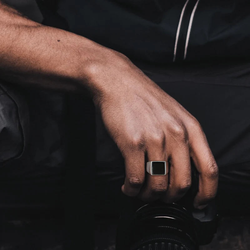 Crest Ring