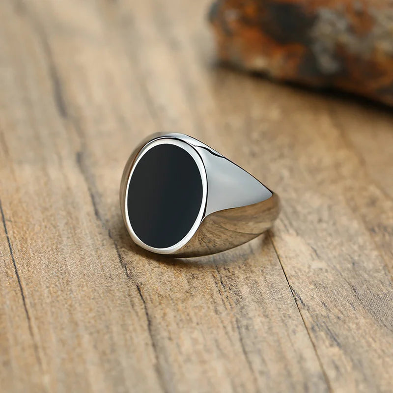 Crest Ring