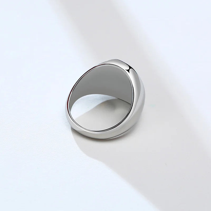 Crest Ring
