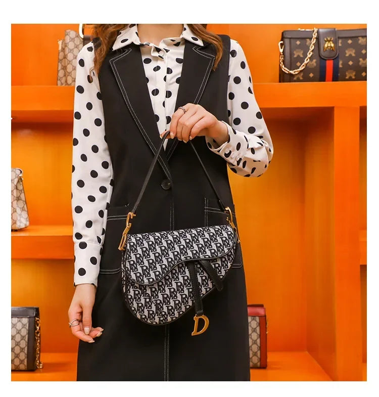 Elegant Shoulder Bag