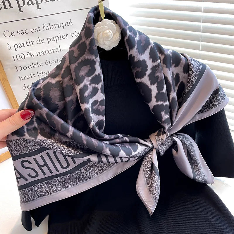 Eloria Scarf