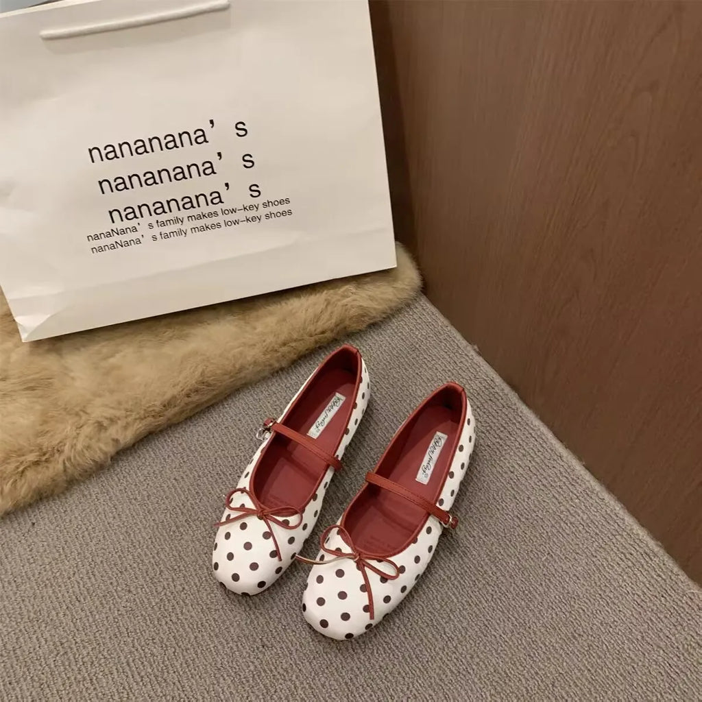 Lunelle Flats