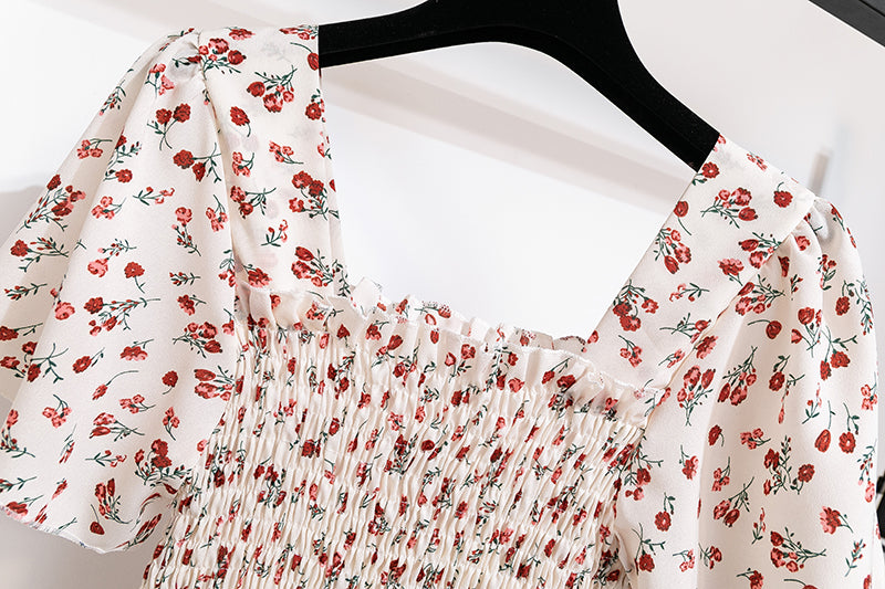 Feminine Floral Dress