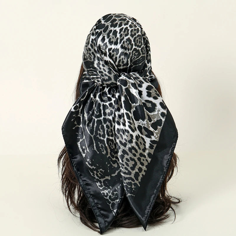 Virella Scarf