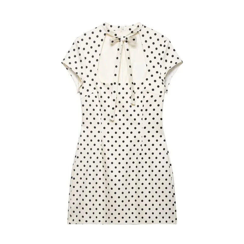 Chic Cut-Out Dress