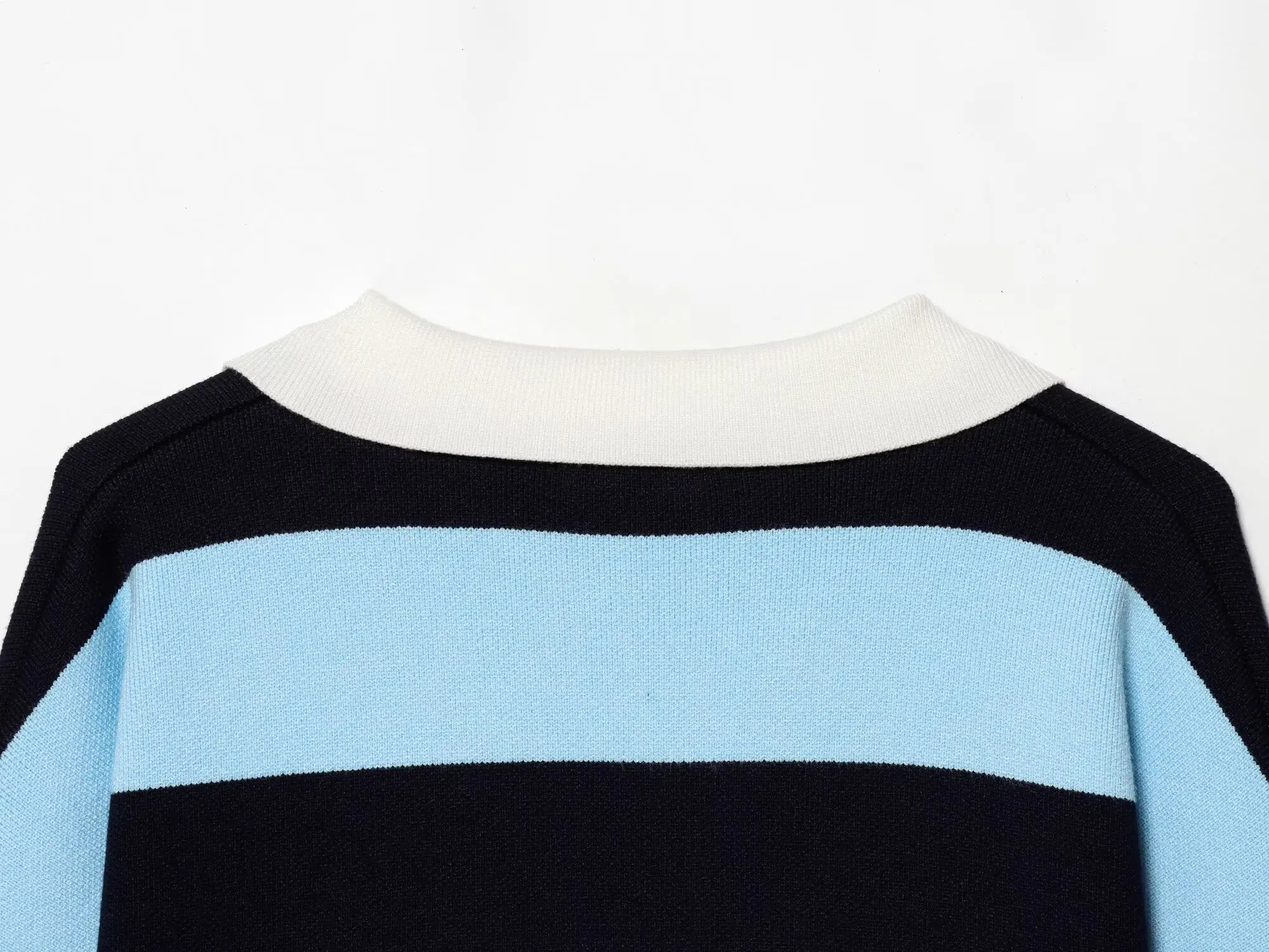 Elvora Stripe