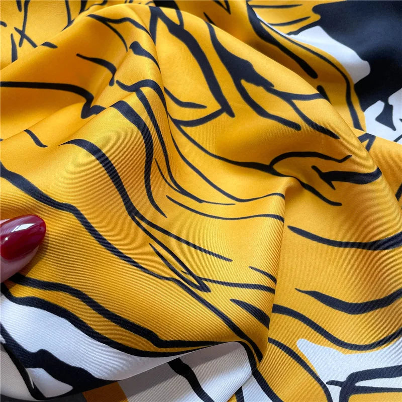 Eloria Scarf