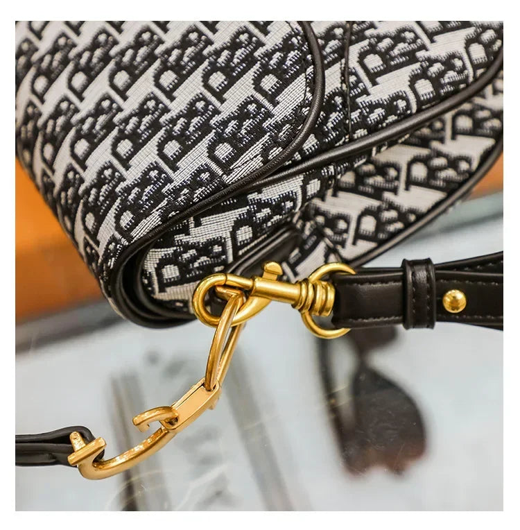 Elegant Shoulder Bag