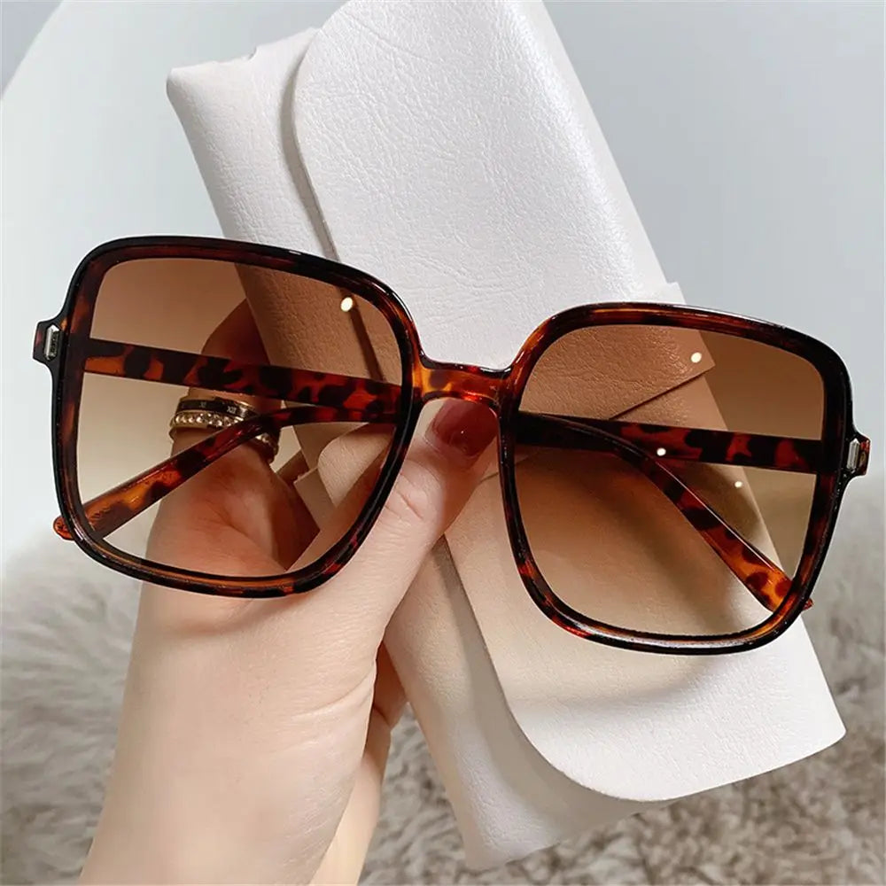 Elegant Square Sunglasses